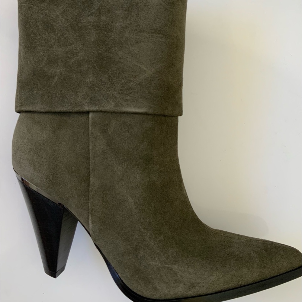 DKNY Women’s boots - Picture 7 of 13
